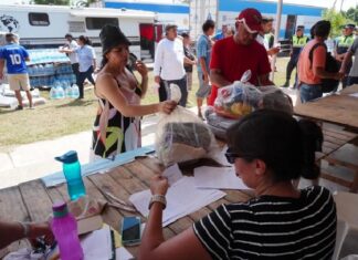 Entregan donaciones de carne y alimentos a los pobladores de La Madrid la madrid