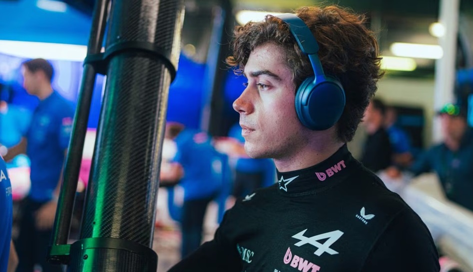 6692ebf5-7056-4eec-be15-5a90c0bdbd32 colapinto