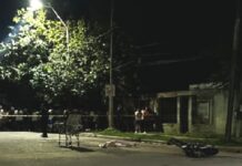 Alderetes: un adolescente murió tras chocar en moto contra un auto choque