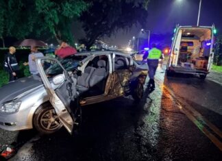 Un policía y un motociclista heridos en un triple choque sobre la ruta 301 en Lules choque