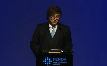 Milei en Tucumán: le pegó a la oposición y dijo que “trabaja intensamente” para que no vuelvan al Gobierno