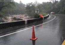 La lluvia provocó anegamientos en varios tramos de la ruta a los Valles