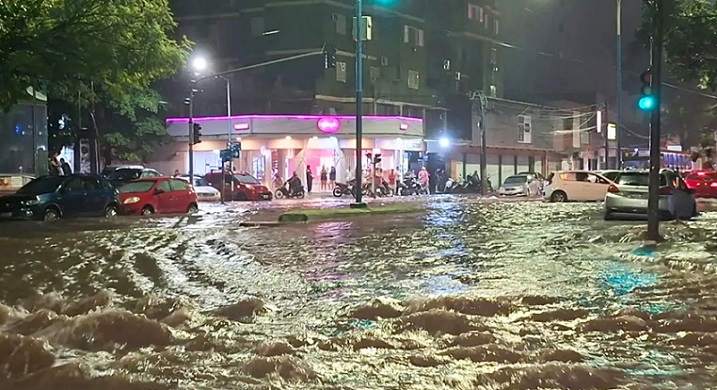 6692ebf5-7056-4eec-be15-5a90c0bdbd32 inundados