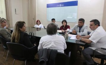 El ministro Medina Ruiz convocó a sanatorios privados ante la crisis con PAMI salud