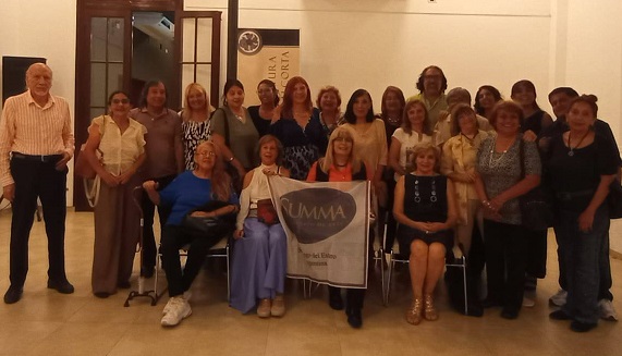 Día de la mujer SUMMA grupal chica