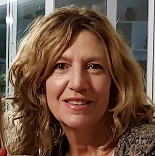 Escritora Daniel chica