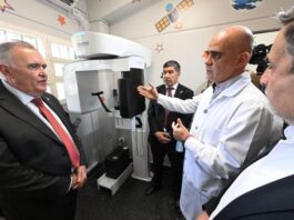 Jaldo inauguró un tomógrafo odontológico pediátrico para el Hospital de Niños