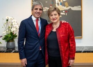 El FMI aprobó la revisión del acuerdo con la Argentina y destraba el desembolso de USD 1.000 millones