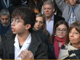 Tras la protesta, alumnos de la Escuela Normal acordaron con la ministra Montaldo