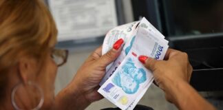 Los salarios registrados volvieron a quedar por debajo de la inflación en marzo