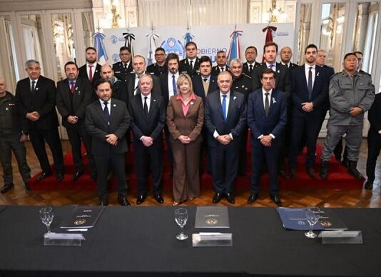 Jaldo y Monteoliva encabezaron el Consejo Federal de Seguridad Interior
