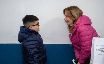 Entrega de anteojos recetados en Las Talitas