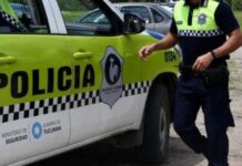 Condenan a dos policías por haberle hecho sufrir un infierno a un hombre en Monteros policia