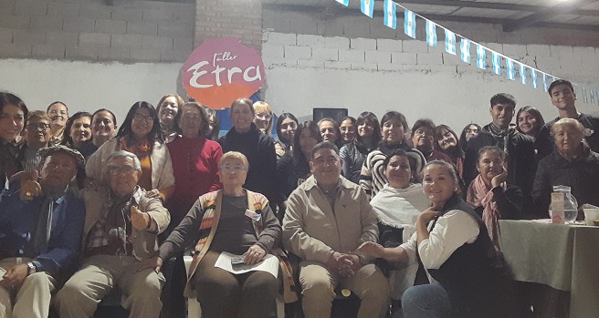 Café Literario ETRA general chica