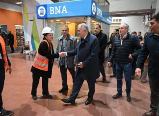 El Gobernador supervisó el inicio de las obras de remodelación en el Aeropuerto jaldo
