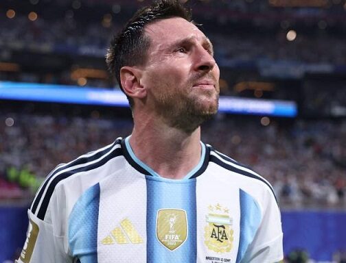 Copa del mundo Messi chica