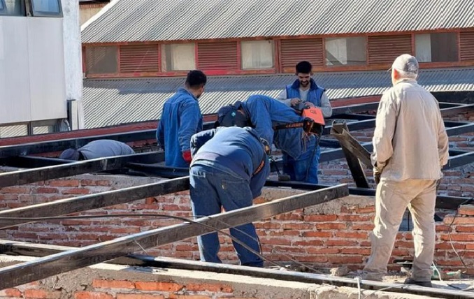 a85a2ab0-e921-4804-a454-7f5e162bc64e obras