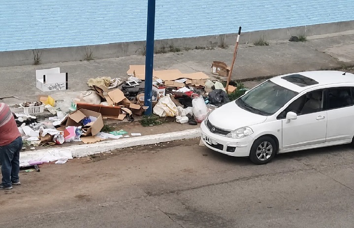 a85a2ab0-e921-4804-a454-7f5e162bc64e basura