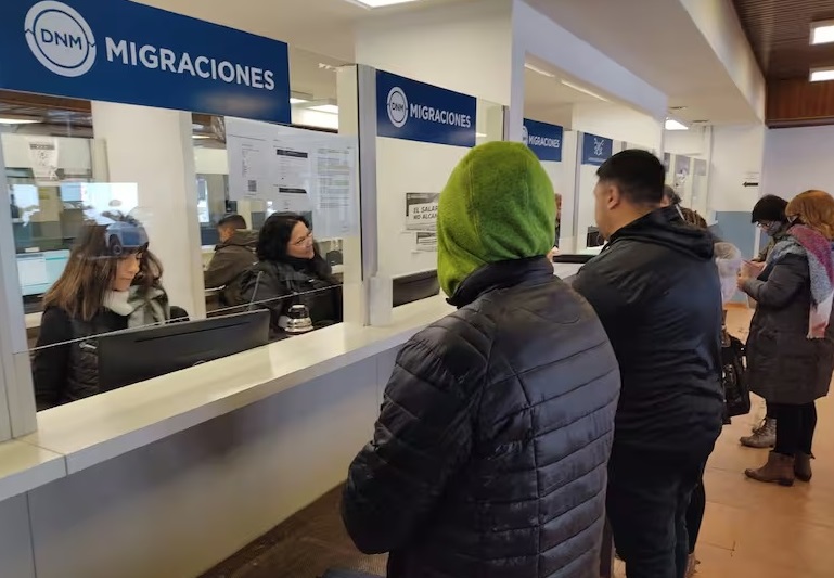 a85a2ab0-e921-4804-a454-7f5e162bc64e migraciones