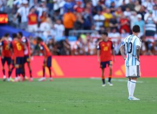 Argentina dio pelea hasta el final, pero fue superado por España que ganó 1 a 0