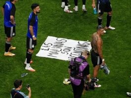“Las Malvinas son argentinas”: la bandera en el festejo de la Selección ante Inglaterra