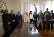 El Gobierno firmó un convenio para avanzar con el Acueducto de Vipos