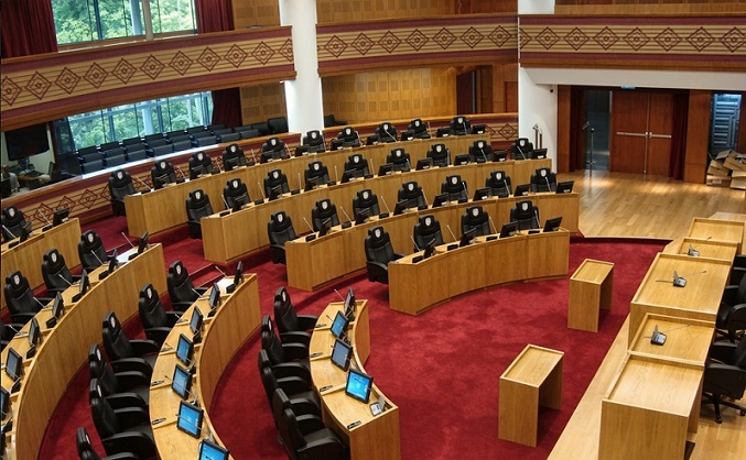 04ce77b3-a72e-4fb1-aa66-134c0d0bd6ce legislatura