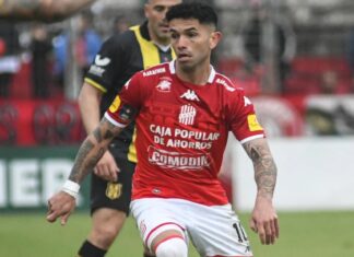 San Martín de Tucumán visita a un necesitado Chacarita Juniors santo