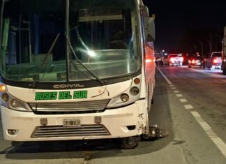Una adolescente murió en un accidente con un colectivo en Famaillá choque