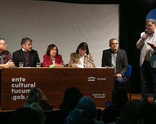 “Fuego en sol naciente”, de Susana Noé, encendió de narrativa la Sala Hynes O´Connor