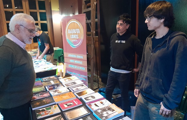 FILT Libros chica