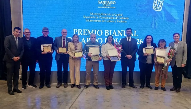 Premio Ricardo Rojas central chica