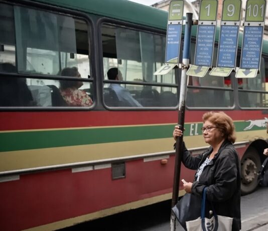Los colectivos circulan con normalidad hoy tras la suspensión del paro de UTA colectivos