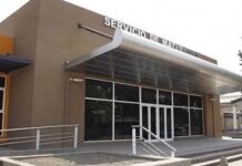 Apartaron a cuatro trabajadores del hospital donde sucedió en incidente de identidad de recien nacidos