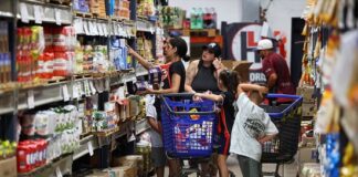 Una familia tipo necesita más de $1.560.000 para no ser pobre