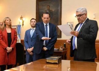 Eduardo Cobos asumió como interventor del Ersept