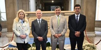 Tucumán homenajeó a Juan Bautista Alberdi y conmemoró los 100 años del Colegio de Abogados