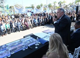 Jaldo inauguró el comienzo de las obras de la nueva terminal de ómnibus