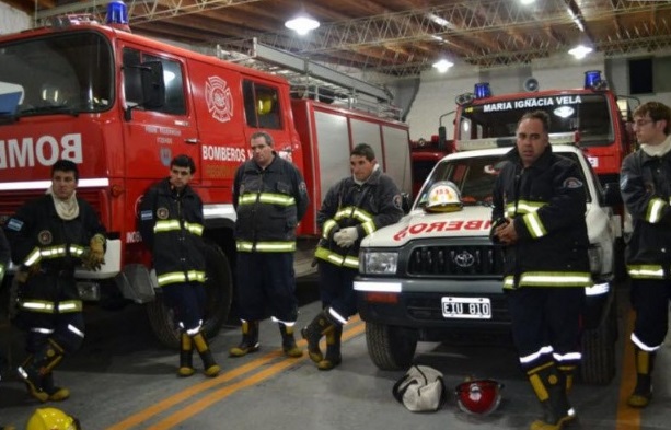 lUQYuJ-yX_720x0__1 bomberos