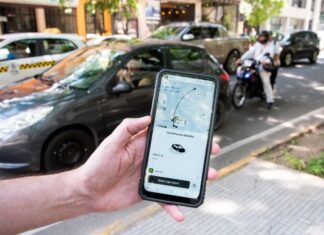 El municipio capitalino aplicará multas millonarias a plataformas digitales uber