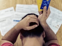 Endeudamiento: 8 de cada 10 argentinos no llegan a fin de mes y usan la tarjeta de crédito para financiarse