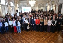Jaldo entregó 120 escrituras, Tucumán ya otorgó más de 5.400 títulos de propiedad