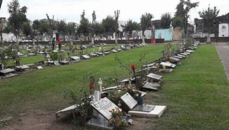 lUQYuJ-yX_720x0__1 cementerio