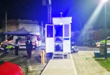 Un joven policía pelea por su vida al recibir un tiro en una garita en El Bajo garita de policia