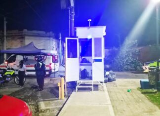 Un joven policía pelea por su vida al recibir un tiro en una garita en El Bajo garita de policia