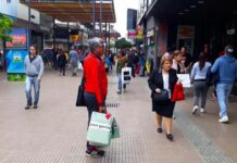 El comercio atenderá hoy y mañana en horario extendido por el Día de la Madre comercios