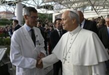 El cirujano que operó al papa León XIV aseguró que “no hay motivos clínicos” que le impidan viajar a la Argentina